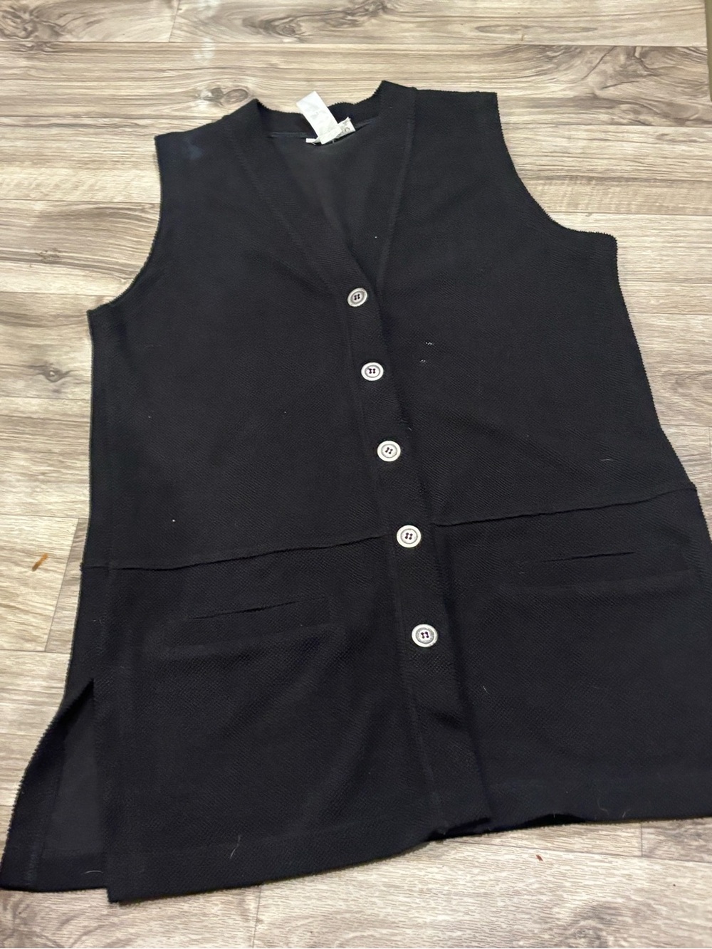 Jones New York Black Sleeveless Button-Front Knit Vest